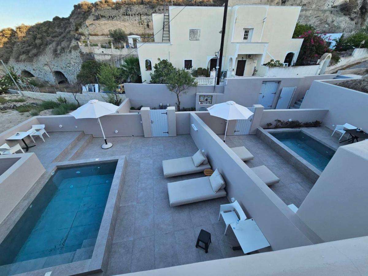 Petroma Cave Suites Vourvoulos Exterior photo