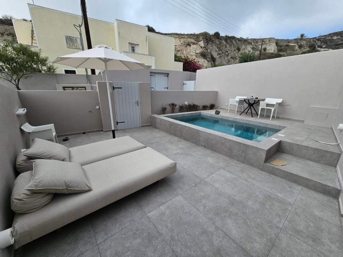 Petroma Cave Suites Vourvoulos Exterior photo